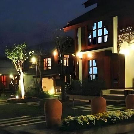 Huan Aumpron Resort Пхрэ Экстерьер фото